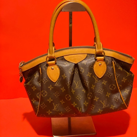 🚫SOLD🚫Authentic Louis Vuitton Tivoli PM - Picture 2 of 15